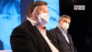 Analýzy Na hrane s Krčmérym a Kollárom: Očakávam ešte dve až tri epidémie, tvrdí Vladimír Krčméry