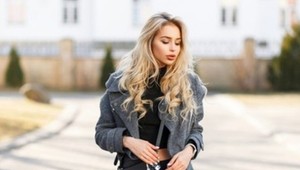 Konečne praktická kabelka! Do módy sa vracia doplnok, ktorý milujú všetky ženy!