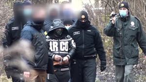 Žena ležala dobitá v kríkoch viac ako 48 hodín, podozrivý násilník má 23 rokov