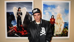 Šokuje a provokuje. Slávne fotografie LaChapella v Bratislave