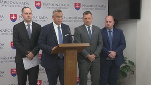 SNS chce post šéfa parlamentu, no blokuje zvýšenie minimálnej mzdy