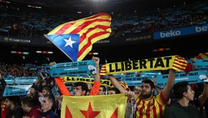 Bitka dobrovoľníkov! Barcelonskí ultras zaútočili na fanúšika rivala