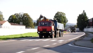 Vyšetrovanie pádu stíhačky pri obci Nové Sady bude zrejme trvať mesiace