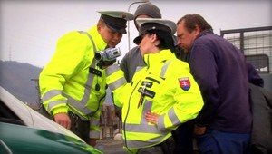 ZÁZNAM. Nevidel som, nepočul som. Vodiči sirény ignorovali