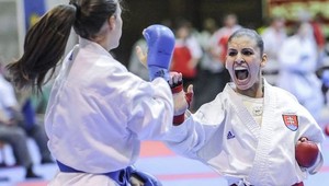 Karate-MS: Viktória Semaníková v Paríži do duelu o bronz