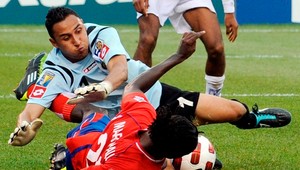 Zahynul kostarický obranca Dennis Marshall