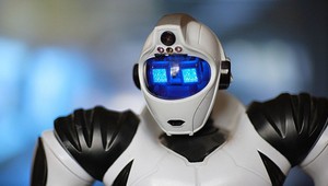 Experti na umelú inteligenciu varujú pred treťou revolúciou