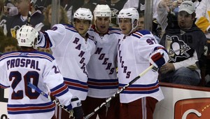 Gáborík sa v novom drese uviedol gólom, Emery s čistým kontom