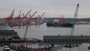 Čína vracia úder. Voči Amerike uplatňuje dovozné clá