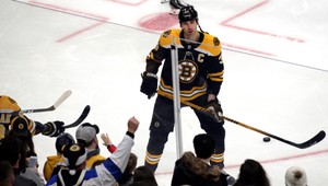 VIDEO: Zdeno Chára sa opäť pobil