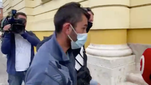 Dvadsaťročný muž, ktorý na smrť dobil svoju partnerku sa dnes postavil pred súd