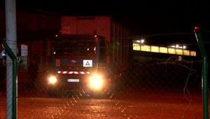 Otrasný nález v odpadkoch. Smetiarske auto priviezlo mŕtvolu muža