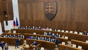 V roku 2021 bude Slovensko hospodáriť s viac ako 7 miliardovým deficitom