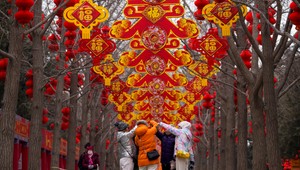 Čína zaplavená červenou: Oslavy Lunárneho nového roka sprevádzajú očakávania