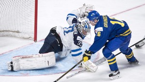 Obhajca z Fínska v obrovských problémoch. Prehral aj do tretice