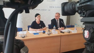 O vražde Kuciaka mám len toľko informácií ako slovenská verejnosť, tvrdí eurokomisárka Jourová