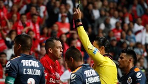 Strieľal do prázdnej brány, zakončenie mu zablokoval rozhodca