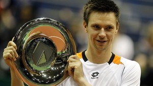 V Rotterdame trofej pre Söderlinga, Južnyj nedohral