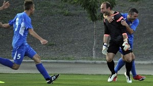 Majstrovi Andorry vystrieľal postup brankár v piatej minúte nadstaveného času!