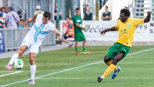 EL: Žilina iba remizovala, do play-off Rijeka. Prestrelka v Bukurešti