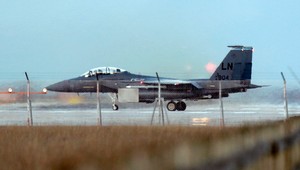 Francúzska stíhačka rozstrieľala líbyjské lietadlo