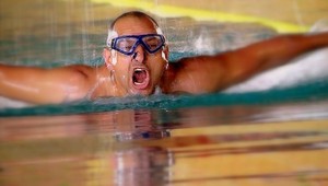 Juraj (50) je borec. Motýlikom preplával 10 kilometrov