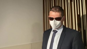 Najvyšší súd rozhodol. Bývalý šéf inšpekcie Adrián Szabó ide do väzby