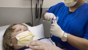 Chrípka môže presunúť vyučovanie do televízie