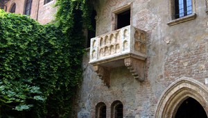 Pohľad na slávny balkón Rómea a Júlie už nebude zadarmo