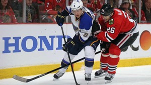 Jastrab zdvihol hlavu. Handzušova asistencia pomohla Chicagu