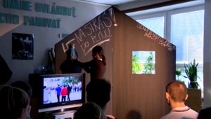 Predstavenie o Natálke hrajú v školách, dvaja ľudia ho chcú zakázať