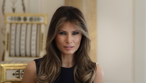 Melania Trump uviazla v hoteli, policajti ju nechcú pustiť pre bezpečnosť