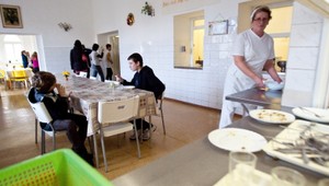 Soľ v školskej jedálni ide riešiť vláda, čísla sú alarmujúce