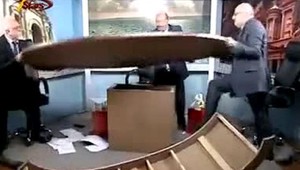 VIDEO. Politici zničili televízne štúdio!