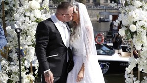 Luxusná svadba Karlosa a Lely: VIP hostia, kolotoče, ohňostroj a pozrite sa na nevestine šaty!