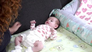 Tím banskobystrických lekárov bojoval o život Emky. Pri pôrode vdýchla smolku