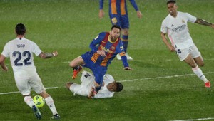 Messi neskóroval proti Realu Madrid už 599 minút a FC Barcelona prehral oba zápasy El Clásico v jednej sezóne po 13 rokoch