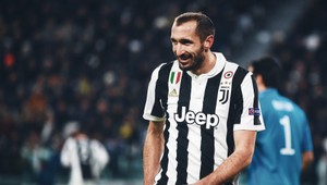 Chielliniho čaká dlhá prestávka, na tréningu utrpel vážne zranenie kolena