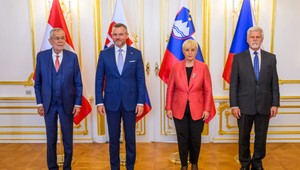 Prezidenti štyroch krajín otvorili na Bratislavskom hrade výstavu Josipa Plečnika