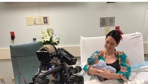 Pôrod v priamom prenose: Moderátorka sa delila so svojím najintímnejším okamihom s celou Amerikou