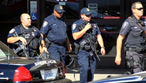 Na letisku v Los Angeles sa strieľalo! Začala sa evakuácia