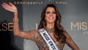 Vesmír už pozná najkrajšiu ženu sveta!