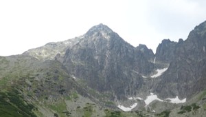 Horolezkyňa (†32) zomrela po 100-metrovom páde. Svedkami pádu boli uviaznutí Slováci