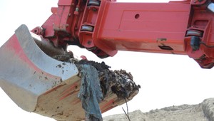 Miliónový prípad s odpadmi na diaľnici: Enviropolícia ukončila vyšetrovanie