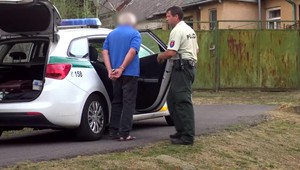 Kamarátska návšteva sa skončila brutálnym útokom. Štefan zasiahol sekerou 38-ročného Rastislava