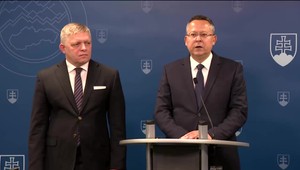 Tlačová beseda premiéra Fica po návšteve ministerstva financií