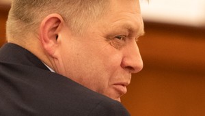 Fico nepatrí medzi 18 kandidátov na ústavných sudcov, za ktorých bude Irén Sárközy hlasovať