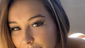 FOTO: Obdarená modelka si dokonale užíva relax