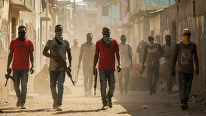 Chaos na Haiti: Ozbrojené gangy podpálili policajnú stanicu a vypustili 500 väzňov