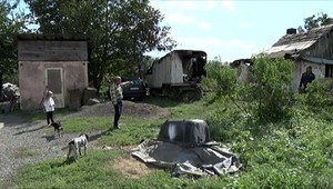 V maringotke zhoreli muž a žena